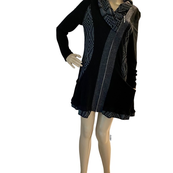 Zip up Boho Short coat/ jacket - Picture 1 of 8